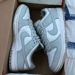NIKE shoe grey and white